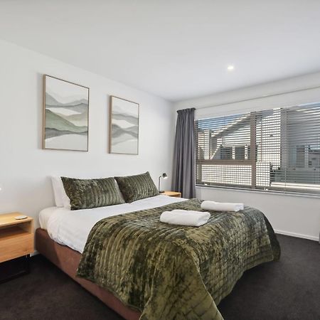 Alpine Retreat - 3 Bedroom Wanaka Bagian luar foto