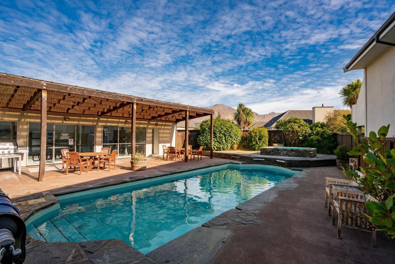 Alpine Retreat - 3 Bedroom Wanaka Bagian luar foto