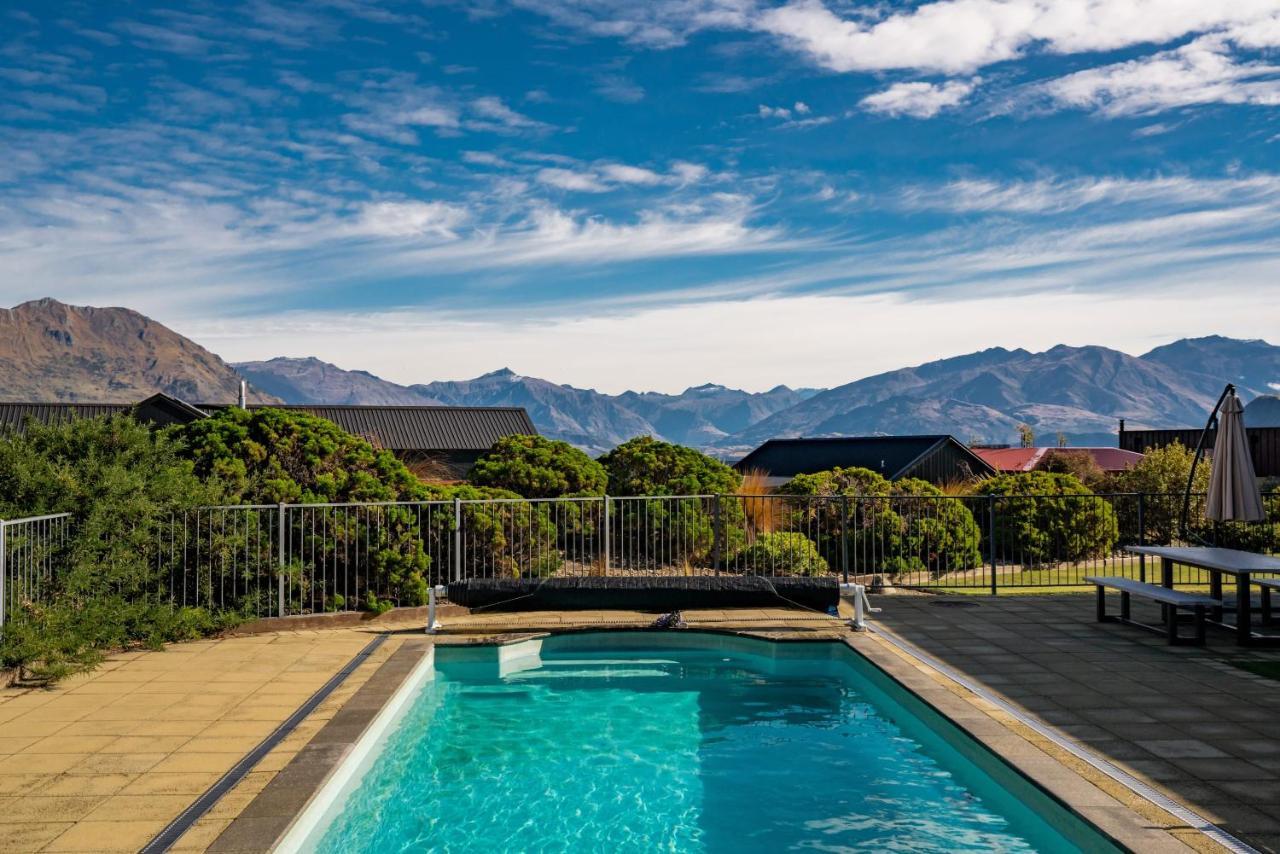 Alpine Retreat - 3 Bedroom Wanaka Bagian luar foto